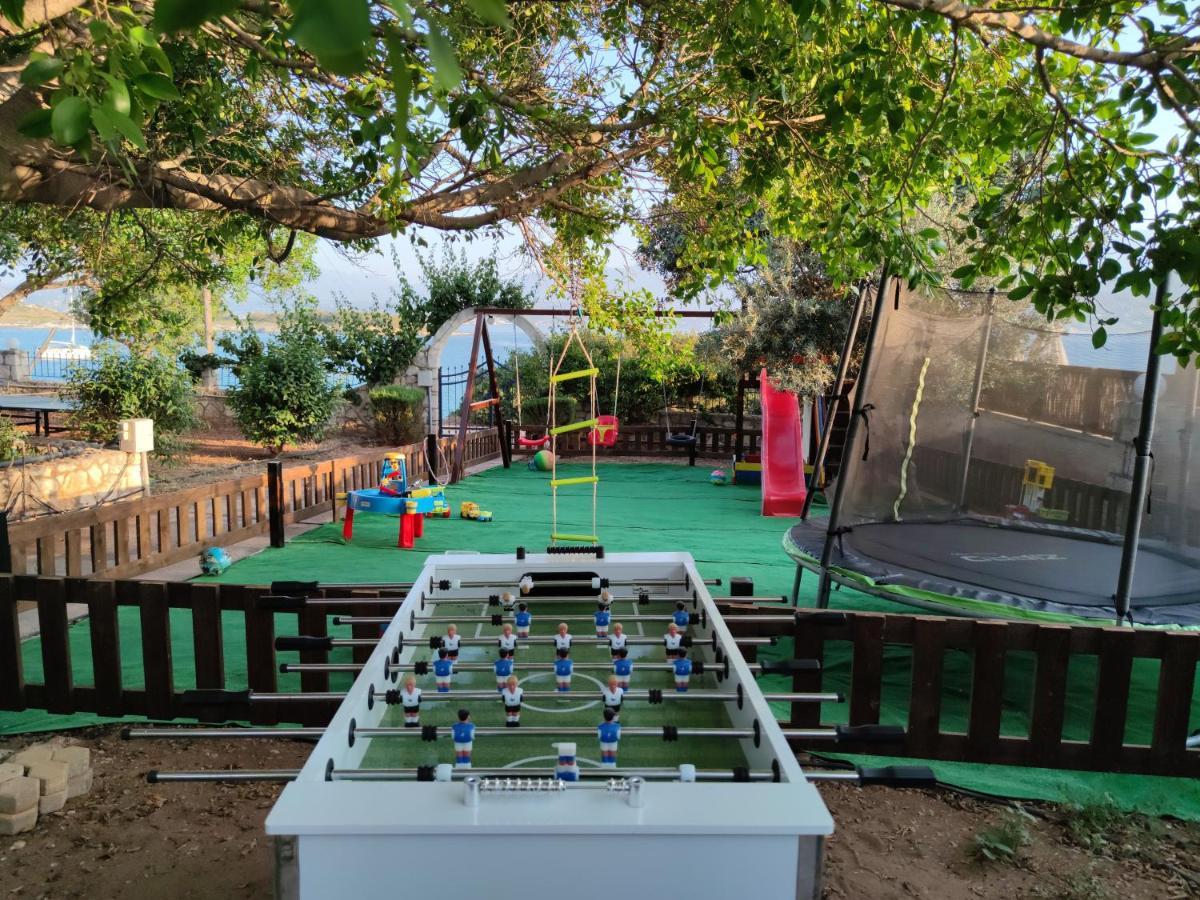 Seaside, Relaxing Family House With Playground! Villa Lavrys 4 ماراثي المظهر الخارجي الصورة